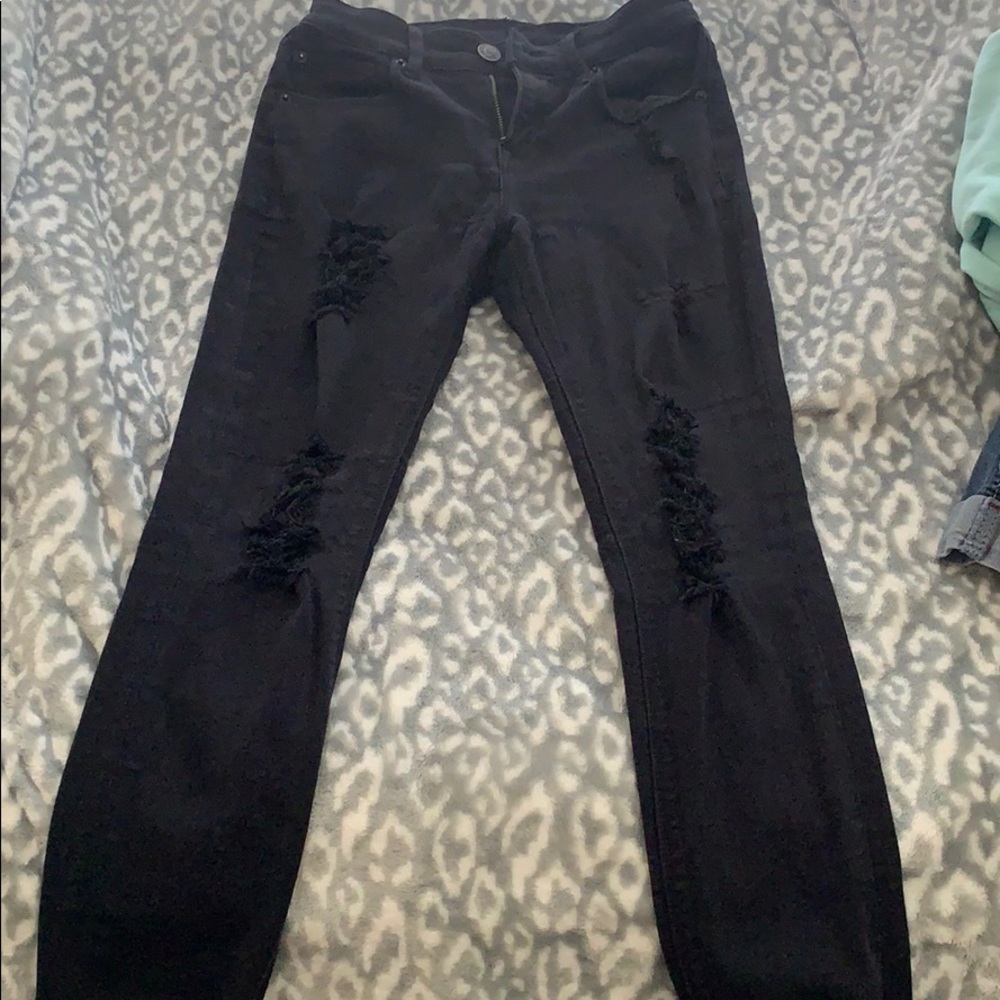Black distressed jeans